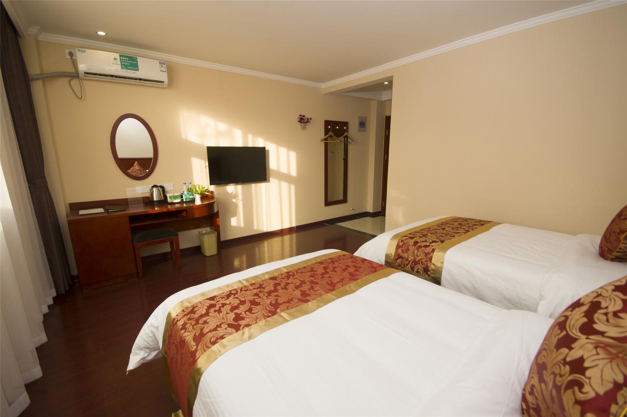 GreenTree Inn Beihang Commercial Street Express Hotel Shenyang Bagian luar foto