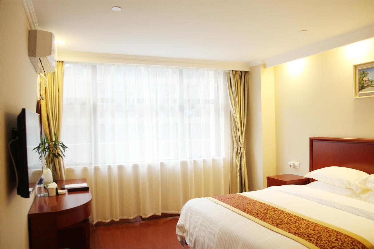 GreenTree Inn Beihang Commercial Street Express Hotel Shenyang Bagian luar foto