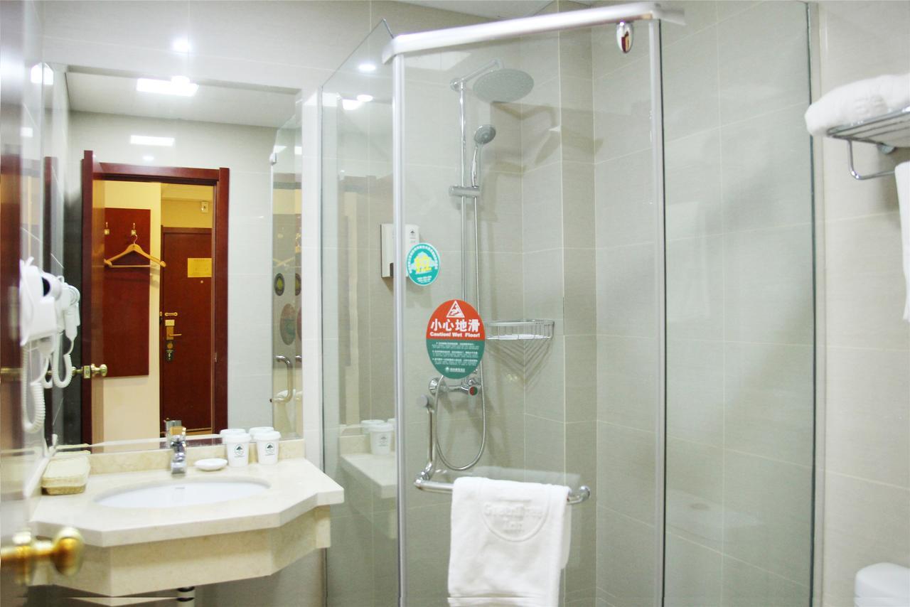 GreenTree Inn Beihang Commercial Street Express Hotel Shenyang Bagian luar foto