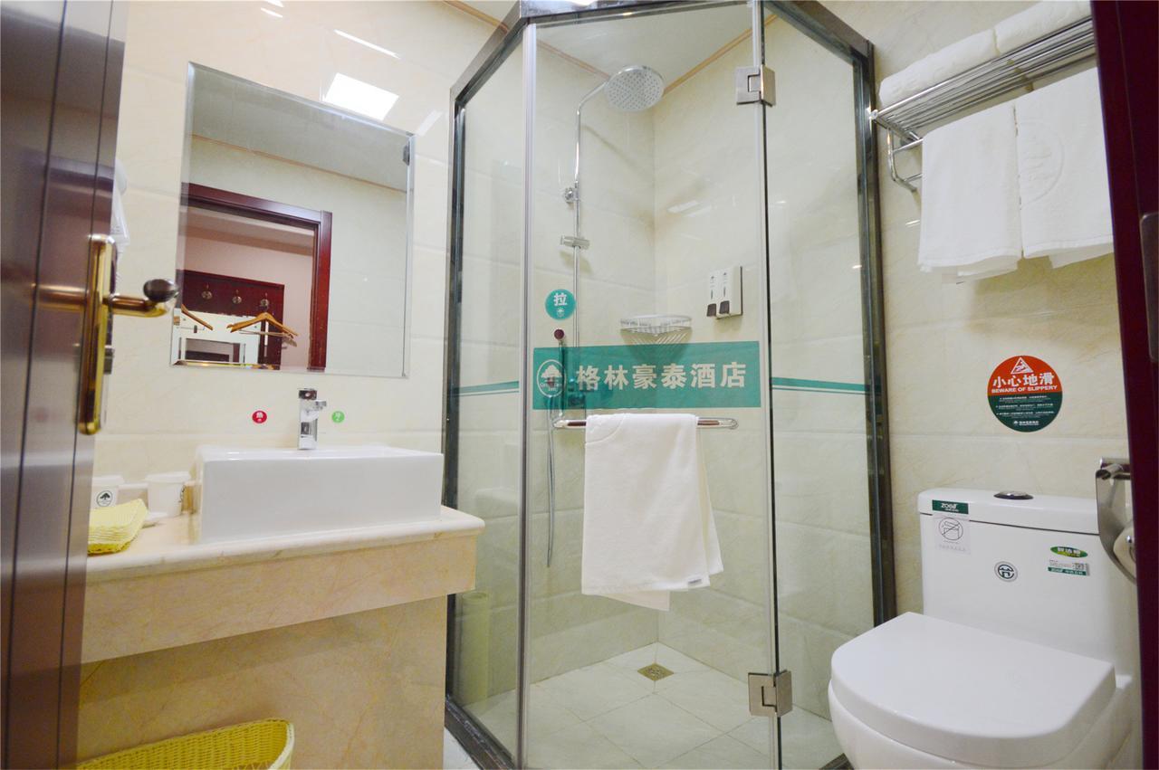 GreenTree Inn Beihang Commercial Street Express Hotel Shenyang Bagian luar foto