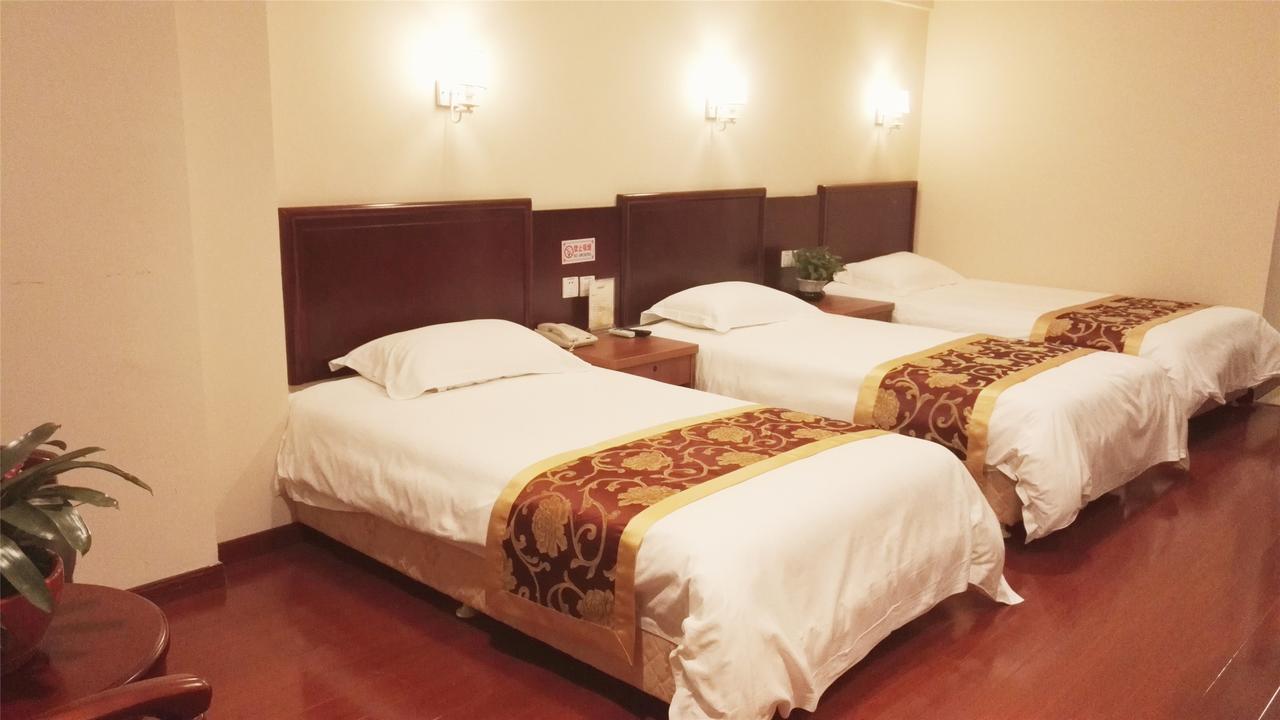 GreenTree Inn Beihang Commercial Street Express Hotel Shenyang Bagian luar foto