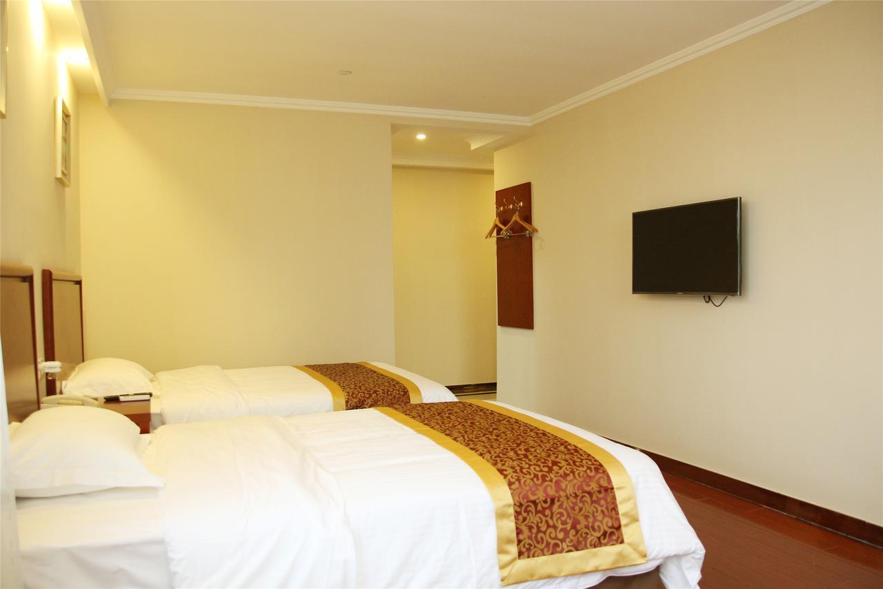 GreenTree Inn Beihang Commercial Street Express Hotel Shenyang Bagian luar foto