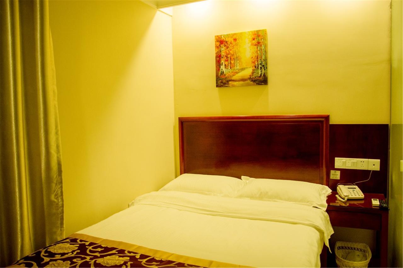 GreenTree Inn Beihang Commercial Street Express Hotel Shenyang Bagian luar foto